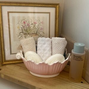 Vintage Fitz and Floyd Pink Ivory Coquille Scalloped Serving Bowl w/handles 1976